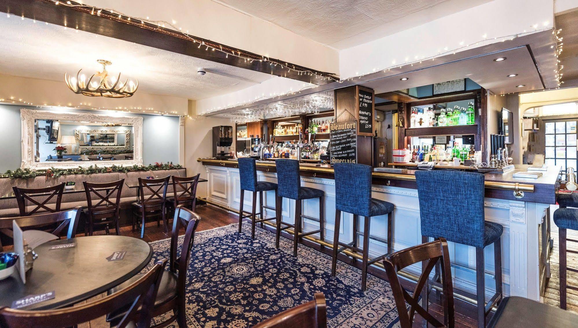 The Beaufort Hotel Chepstow Exterior photo